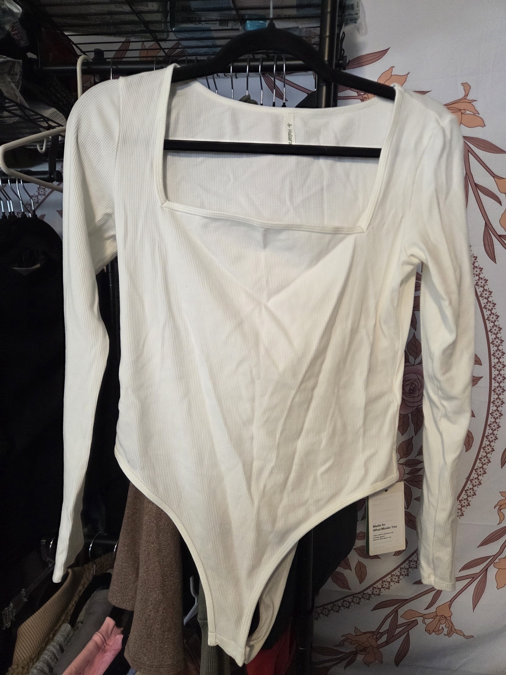 HALARA White Square-Neck Ribbed Long-Sleeve Bodysuit